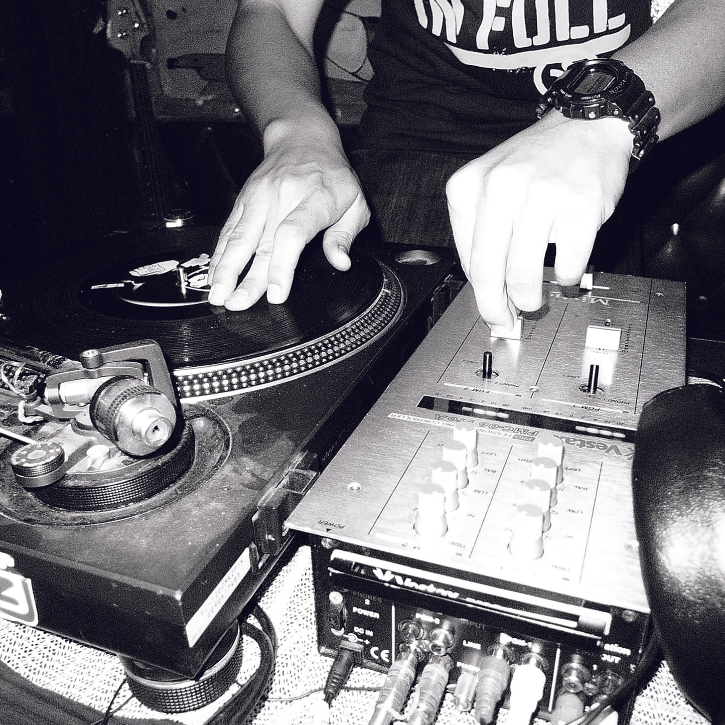 Illustration L'ICONOLATRE DJ